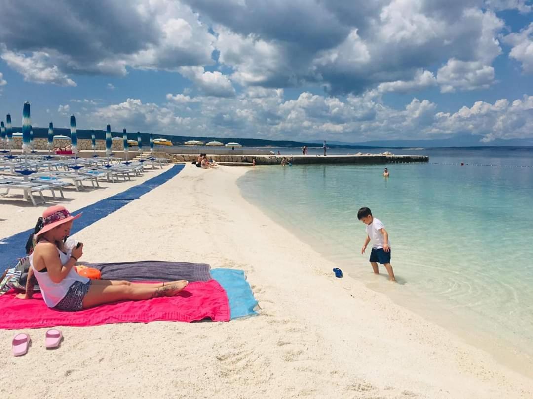 Roko Apartments Selce Cameră foto