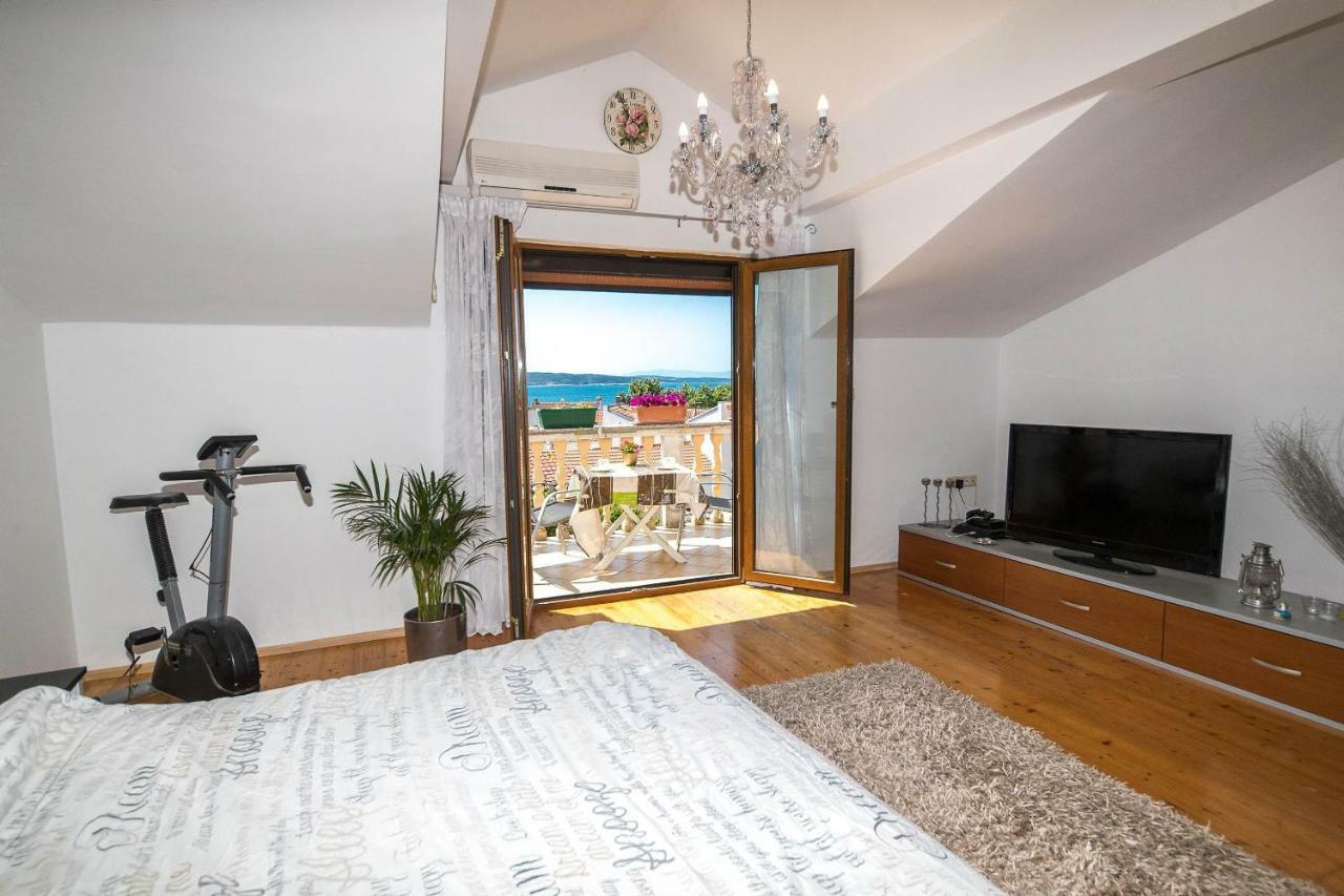 Roko Apartments Selce Exterior foto